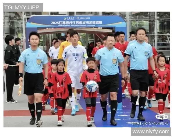 绵阳足球球星崛起记：从草根到职业的奋斗与梦想