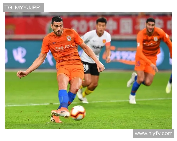 鲁能足球外籍球星的辉煌历程与贡献：从加盟到赛场表现的全面解析